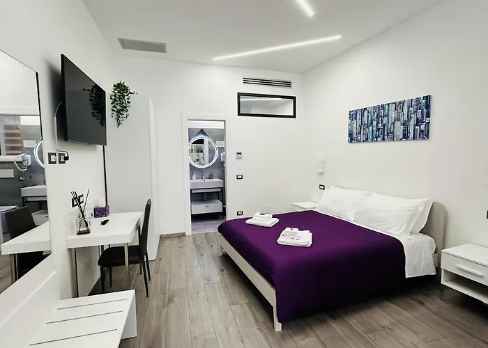 San Saba Street Apartment 48